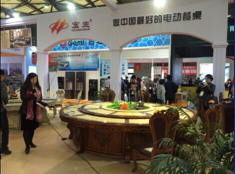 <a href='/product/product-0001,0003.shtml' class='keys' title='点击查看关于电动餐桌的相关信息' target='_blank'>电动餐桌</a>
