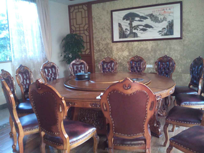 酒店餐桌